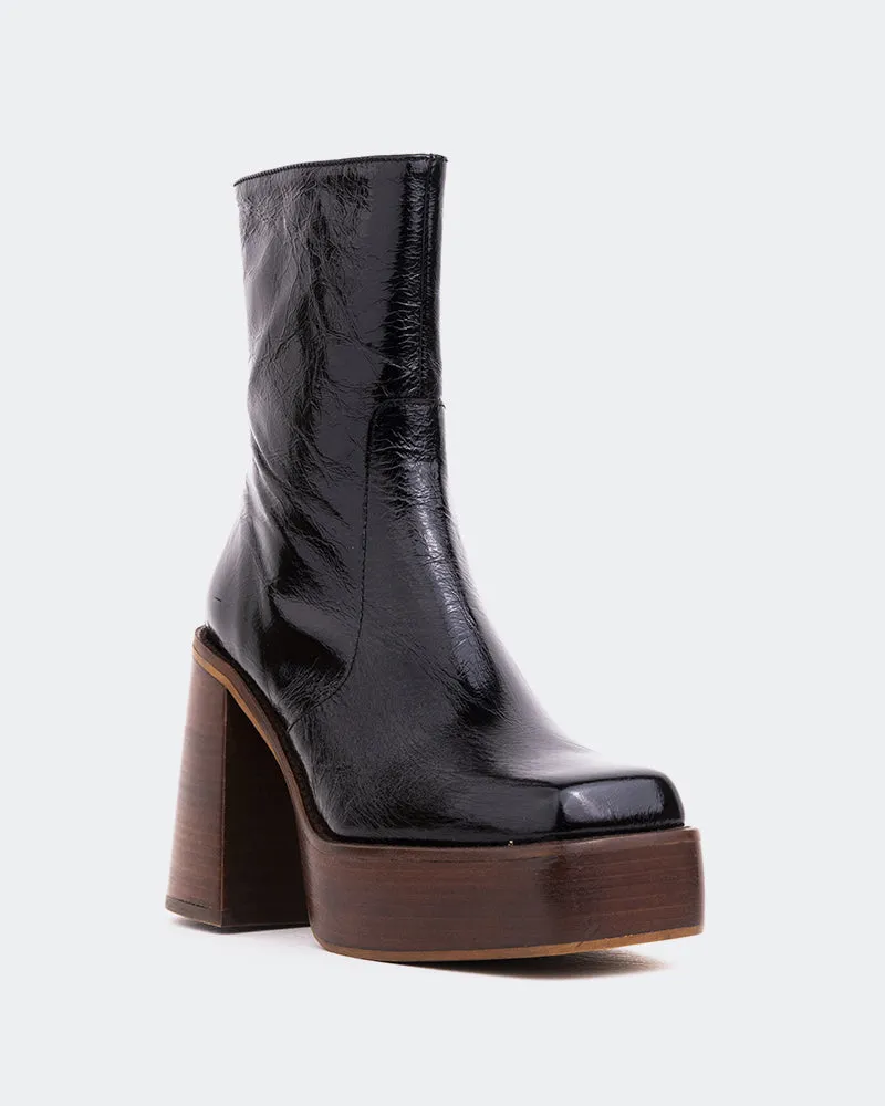 Wicked Black Shiny Leather Lifestyle Drop Flow-Forward