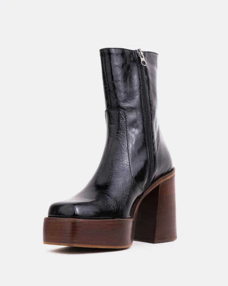 Precision Layers Elevated Basics Wicked Black Shiny Leather