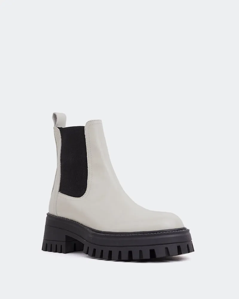 Gear For Now Xia Off White Leather