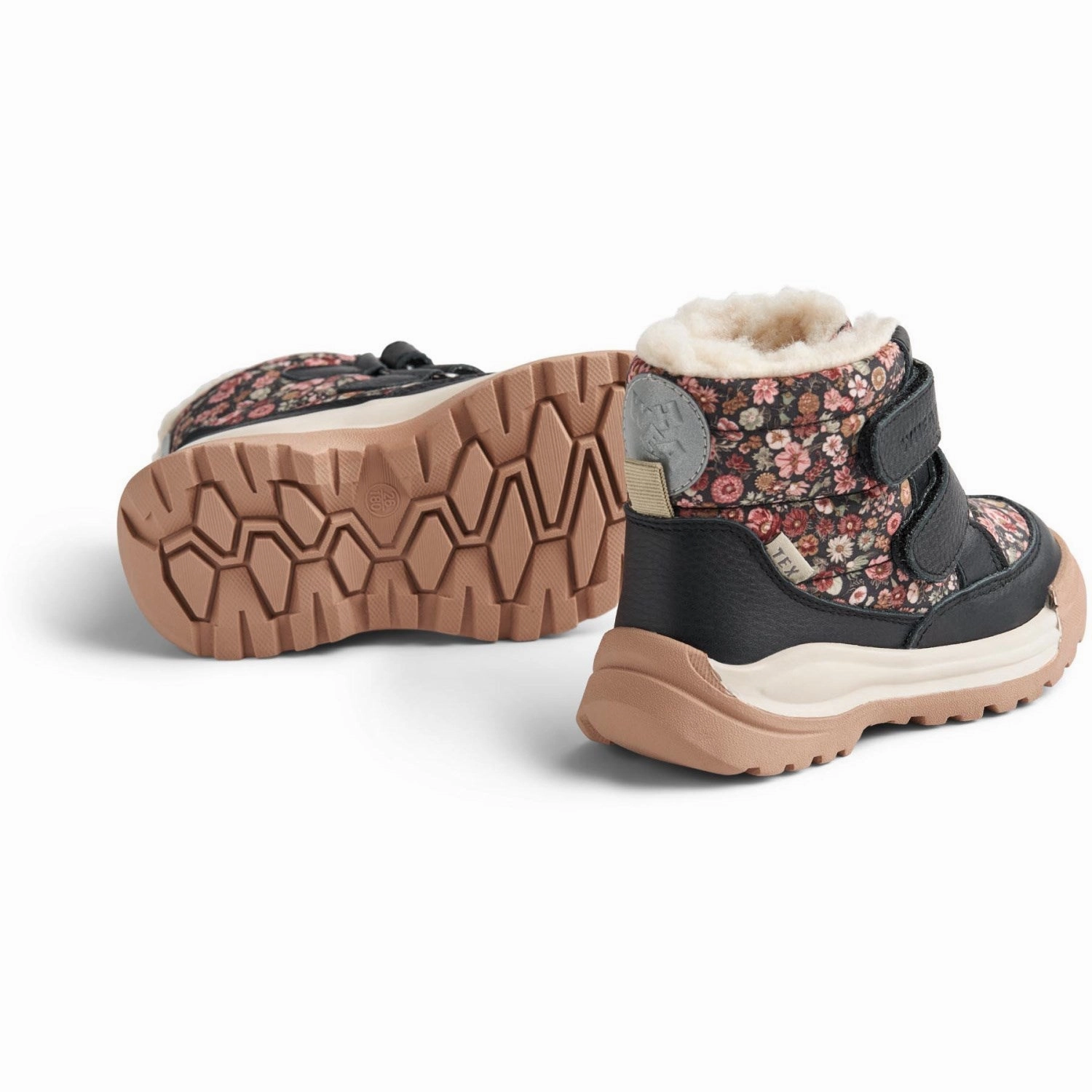 Move With Purpose Wheat Raven Wild Flowers Winterboot Millas Tex