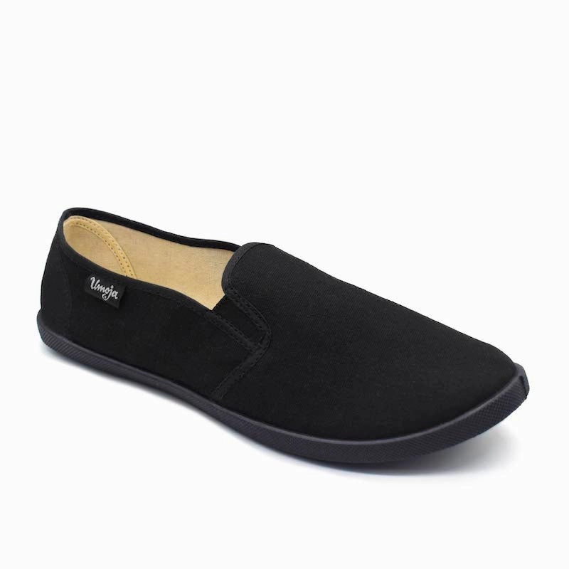 Emmy Salama Canvas Shoes - Black Timeless Motion