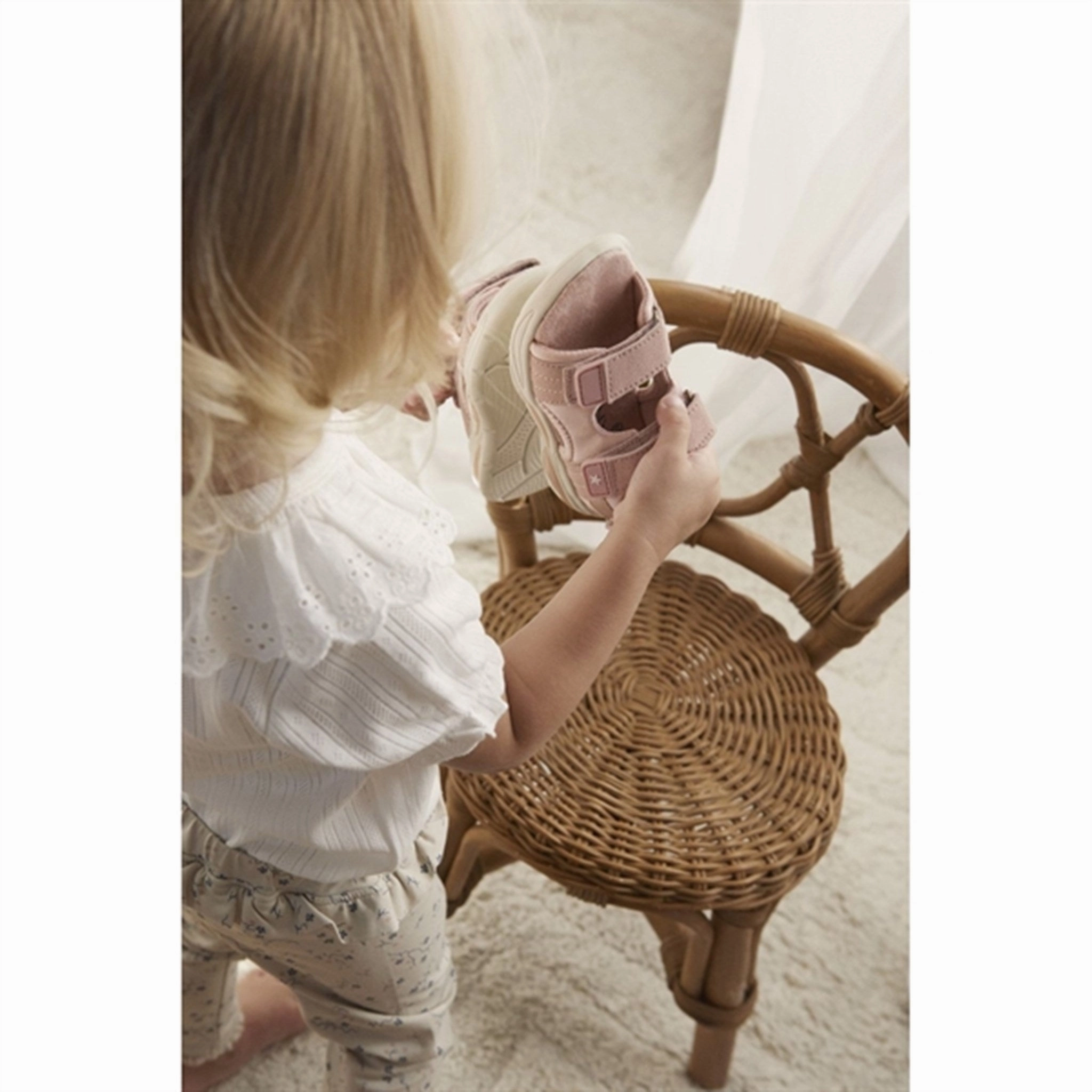Urban Flowwear En Fant Sandal Velcro With Light Misty Rose