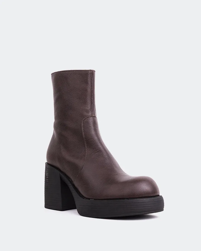 Future-Form Uncomplicated Gear Chamonix Brown Leather