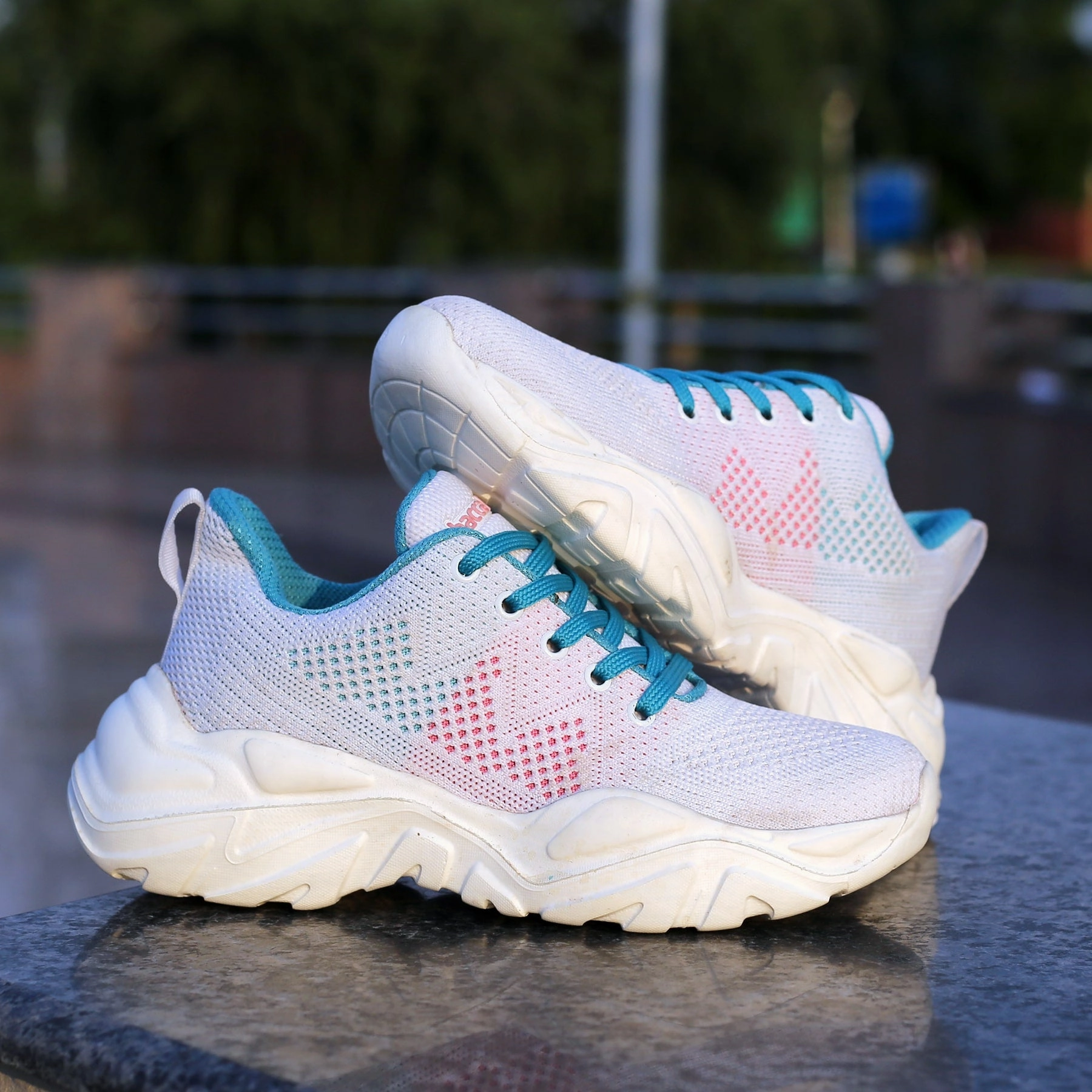 Tailored Ease Bacca Bucci Cooper Low-Top Platform Chunky Fashion Sneakers For Women