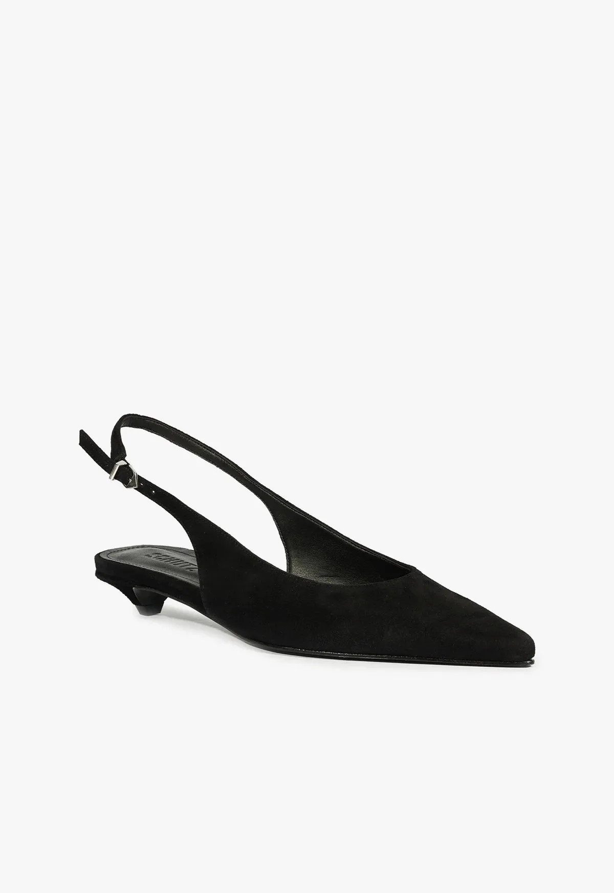 Evan Pump Designed To Flex Grounded Luxury
