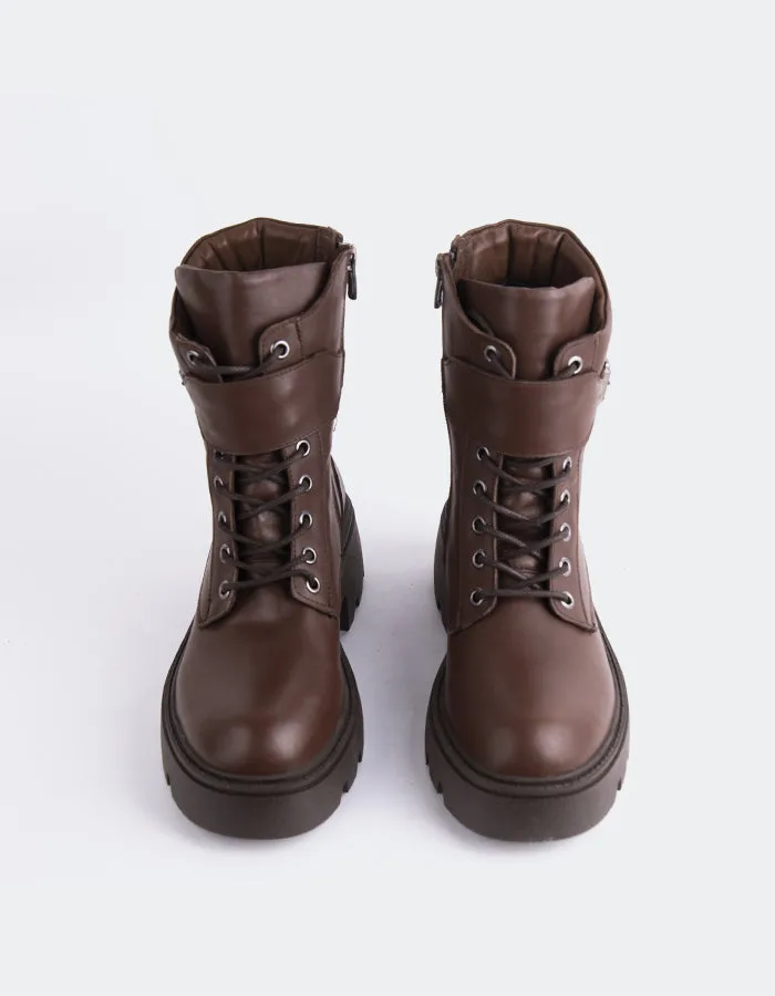 Flensburg Brown Leather Designed With Flow Refined Edge