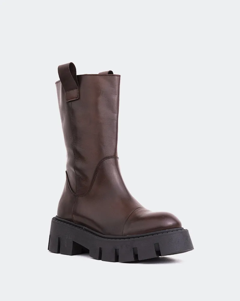 Future-Ready Looks Winnipeg Brown Leather