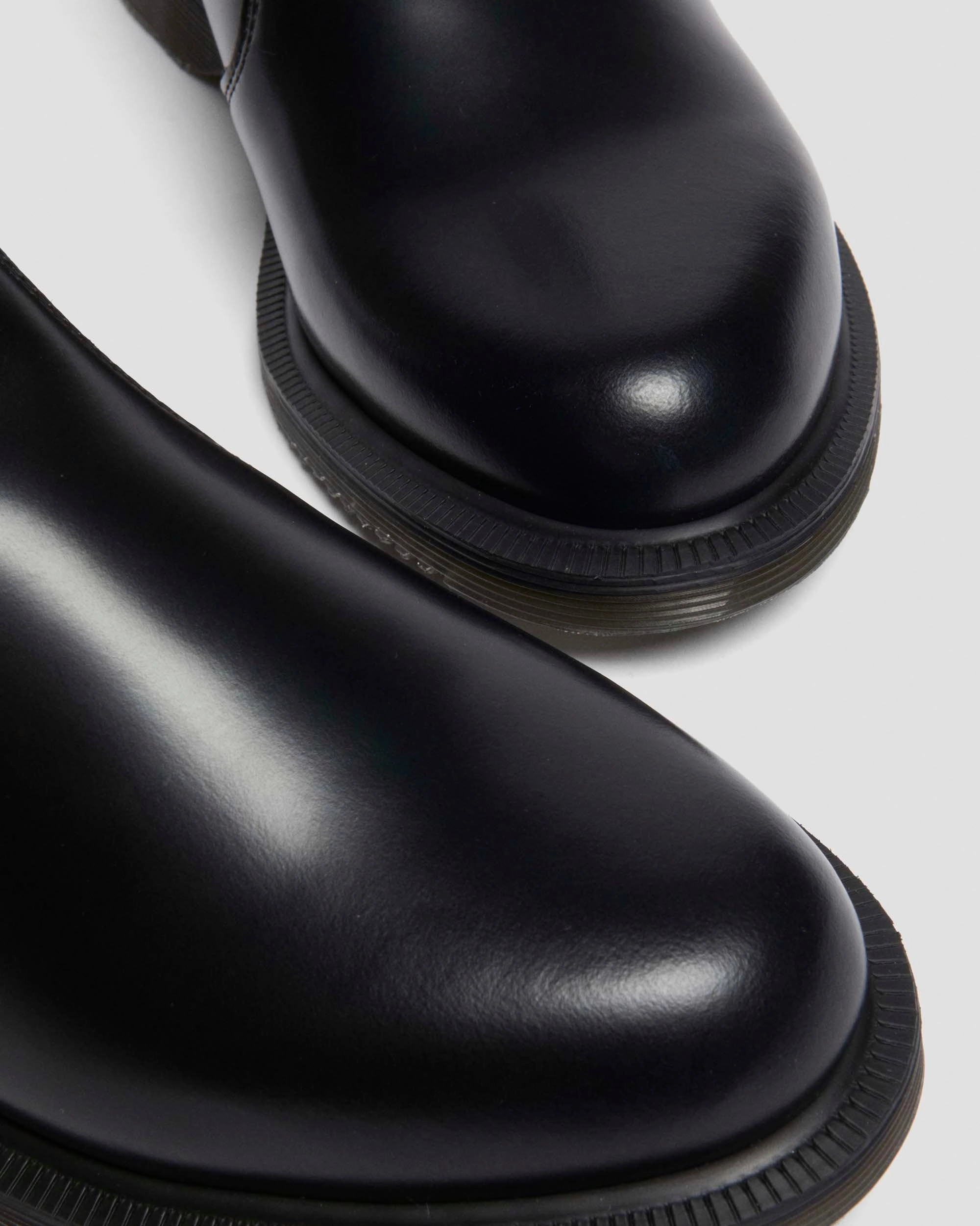 Pure Function Built To Adapt Flora Smooth Leather Chelsea Boots