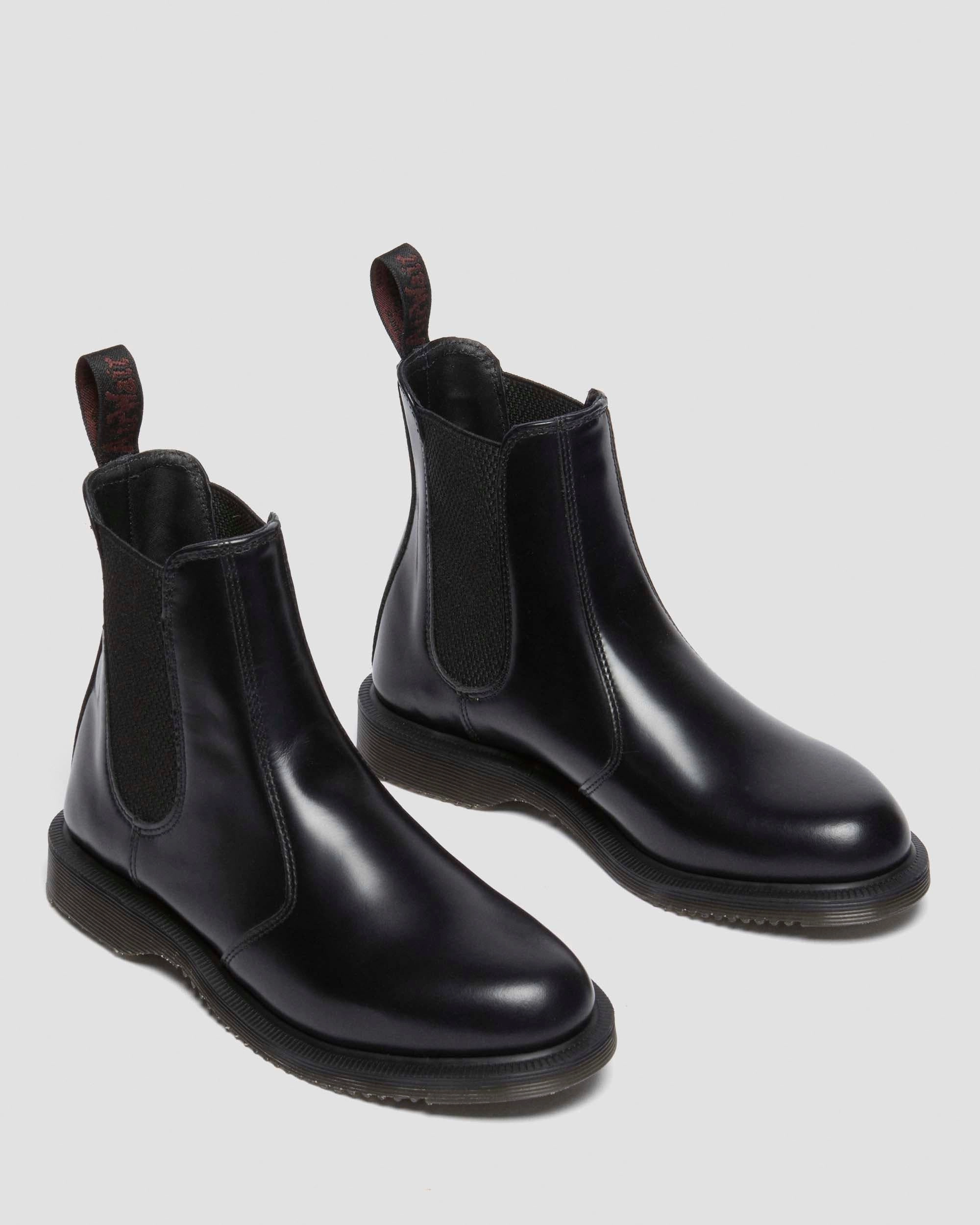 Flora Smooth Leather Chelsea Boots Designed To Explore
