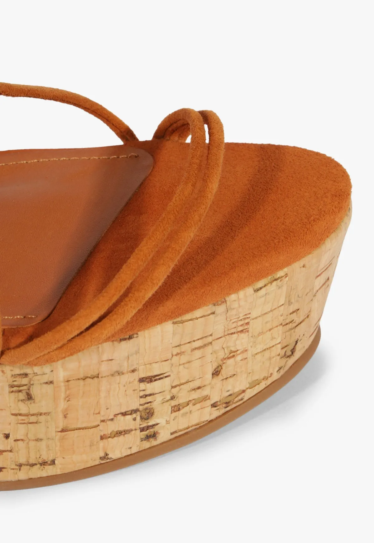 Calabria Wedge Sandal Built For Today Urban-Motion Fit