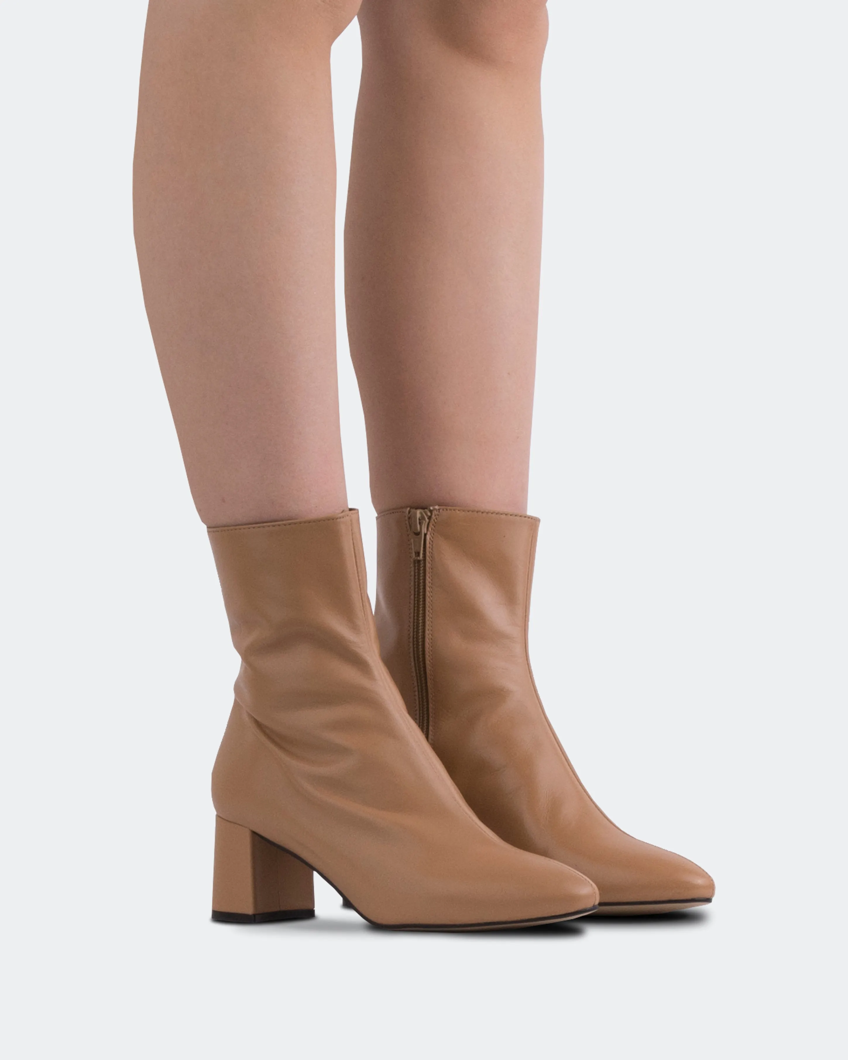 Norlyn Tan Leather Redefining Casual