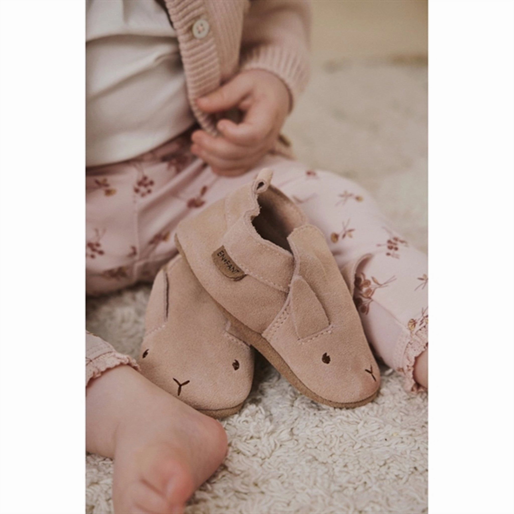 Distinctly Modern En Fant Slippers Suede Peach Whip