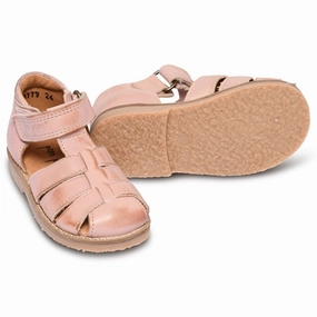 Street-Ready Form-Centered Pom Pom Sandal Rose