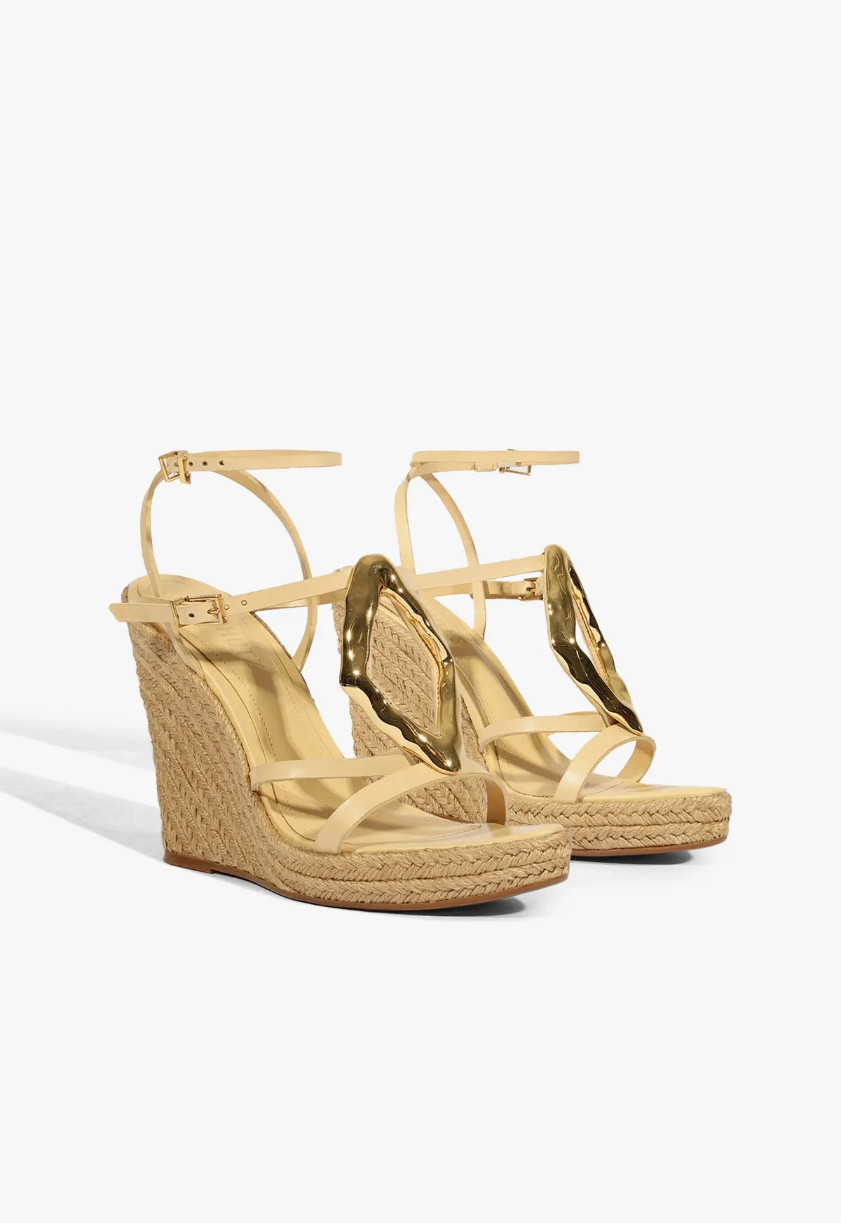 Amarilis Leather Sandal Simplicity Rules Pure Rhythm