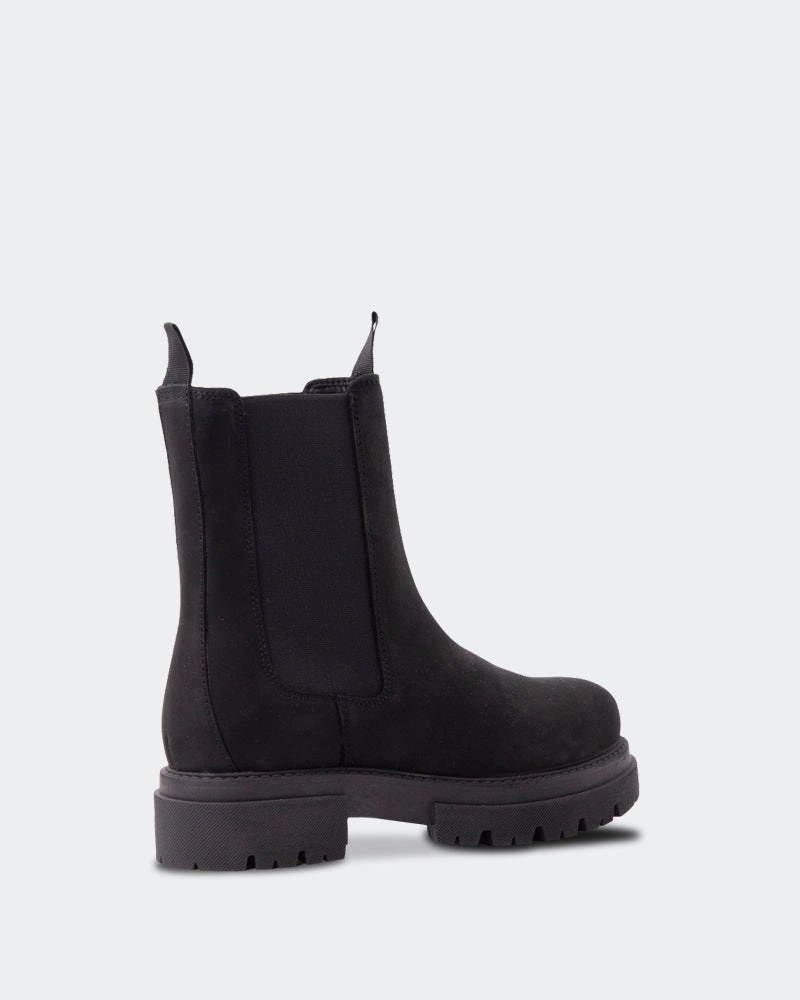 Perc Black Nubuck Calm Crafted