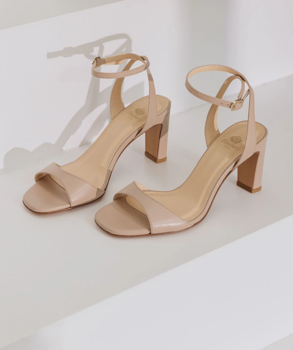Comfort-Focused Active Energy Claire Sahara Sandals