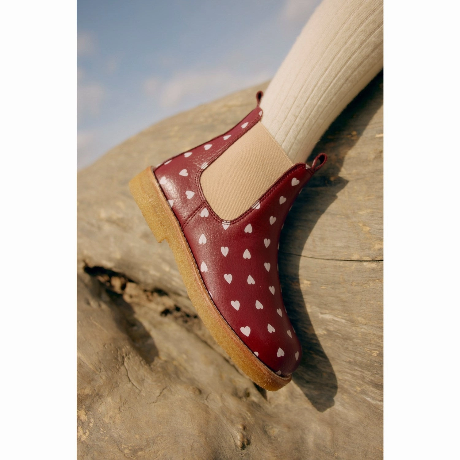 Engineered Simplicity Intentional Daily Angulus Berry Hearts/Rose Elastic Chelsea Printed Boot