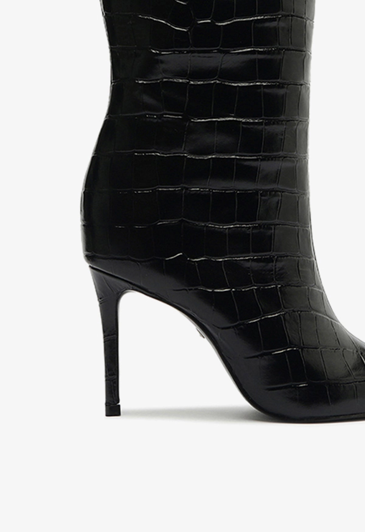 Maryana Wide Boot Core Style System Refined Flowwear