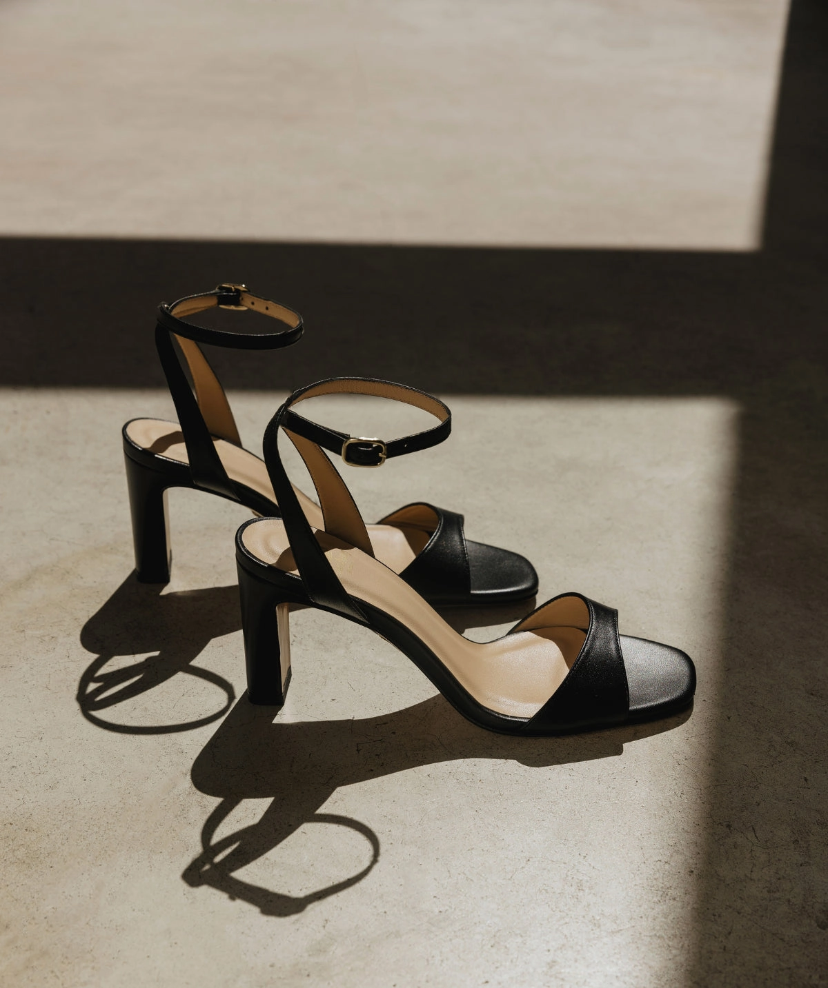Urban Flowwear Claire Black Sandals