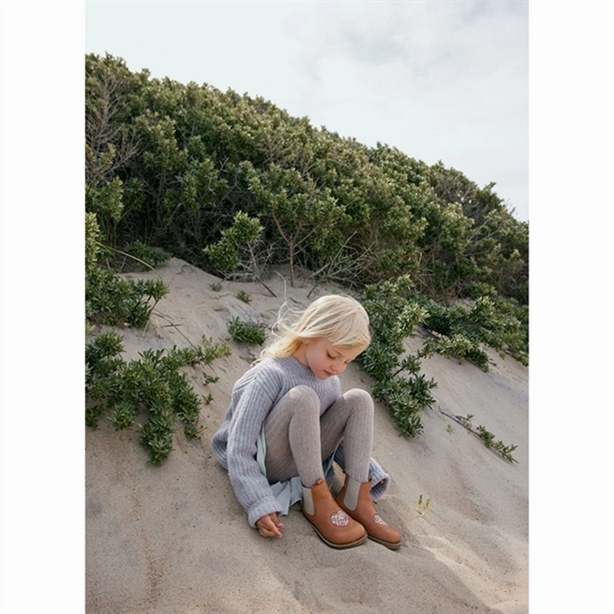 Angulus Chelsea Boots With Heart Almond/Maple Glitter/Beige Elastic Purpose-First Outfit Shape Your Day