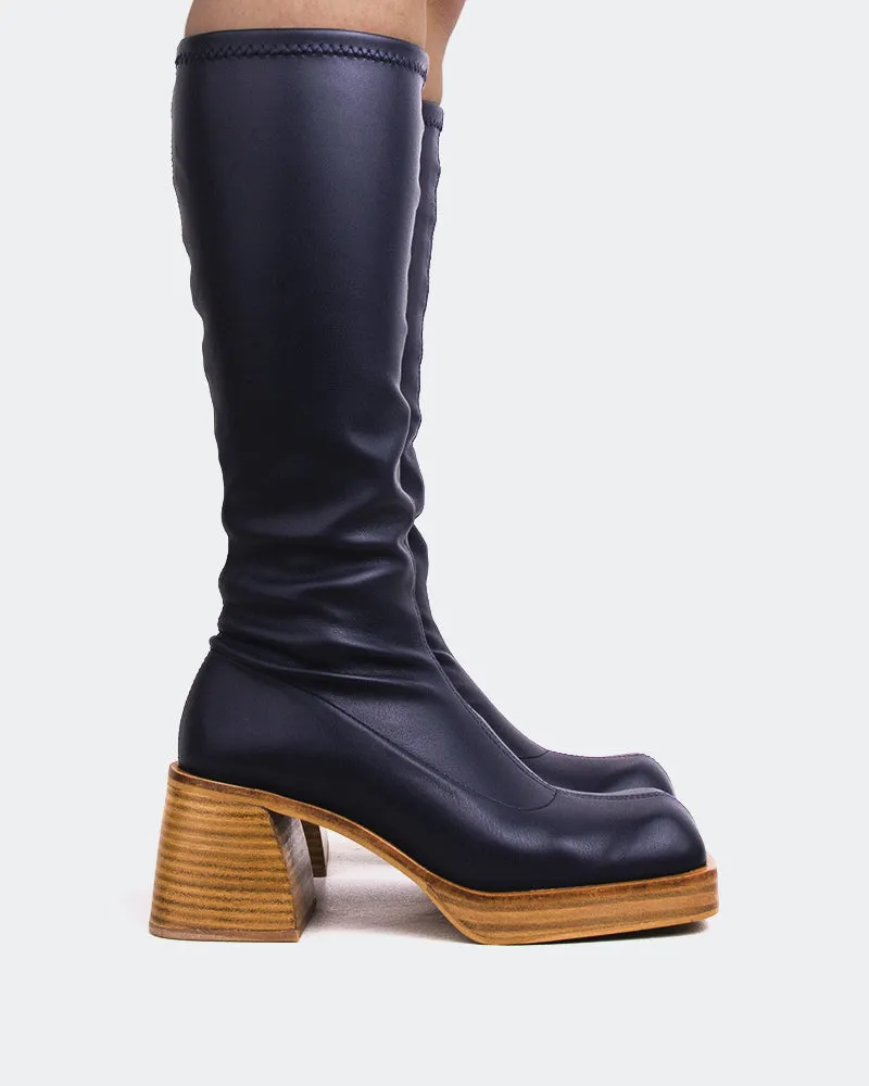 Bourne Navy Stretch Designed For Ease