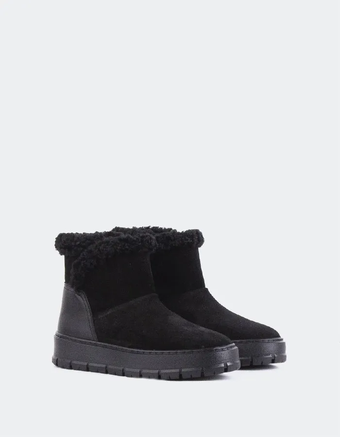 Life, Reimagined Live Refined Primord Black Suede