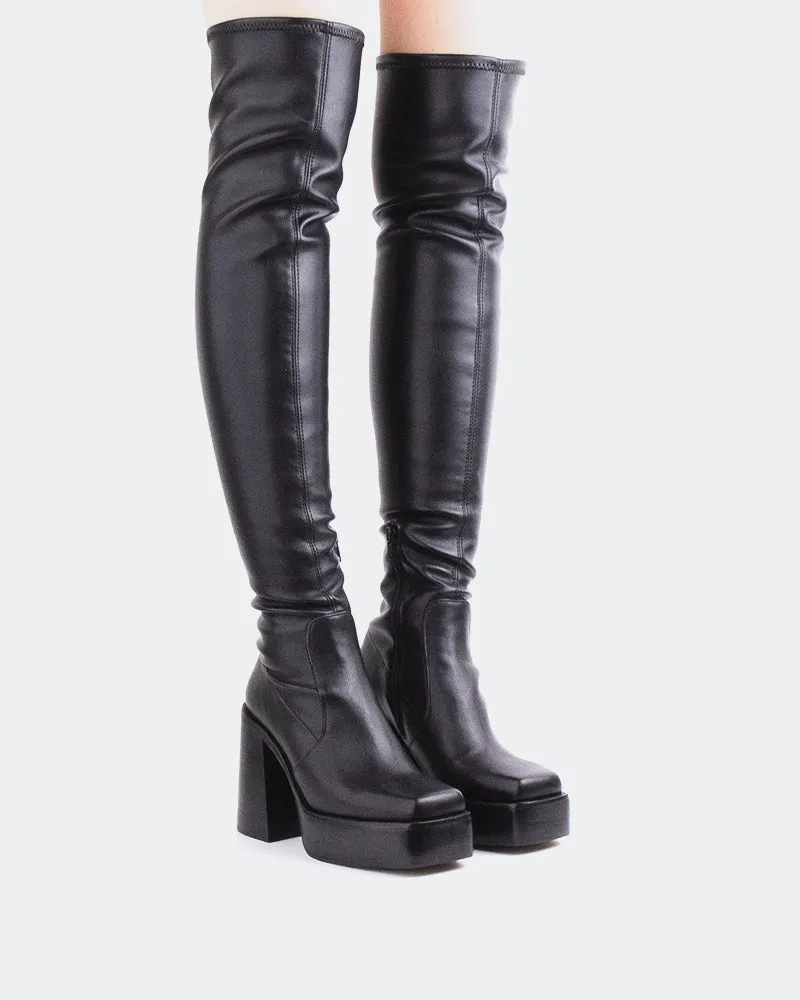Form-Led Motion-Driven Wear Safron Black Stretch