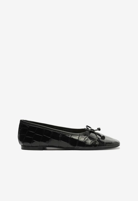 Modular Design Arissa Black Leather Ballet Flat