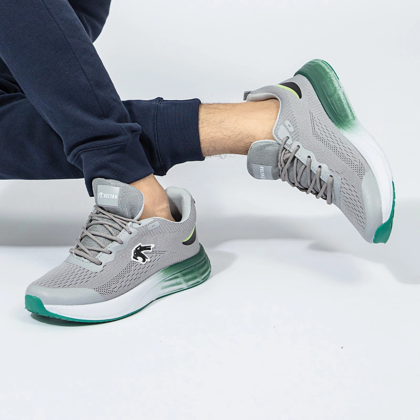 Ease Engineered Future-Neutral Men'S Flyknit Sneakers