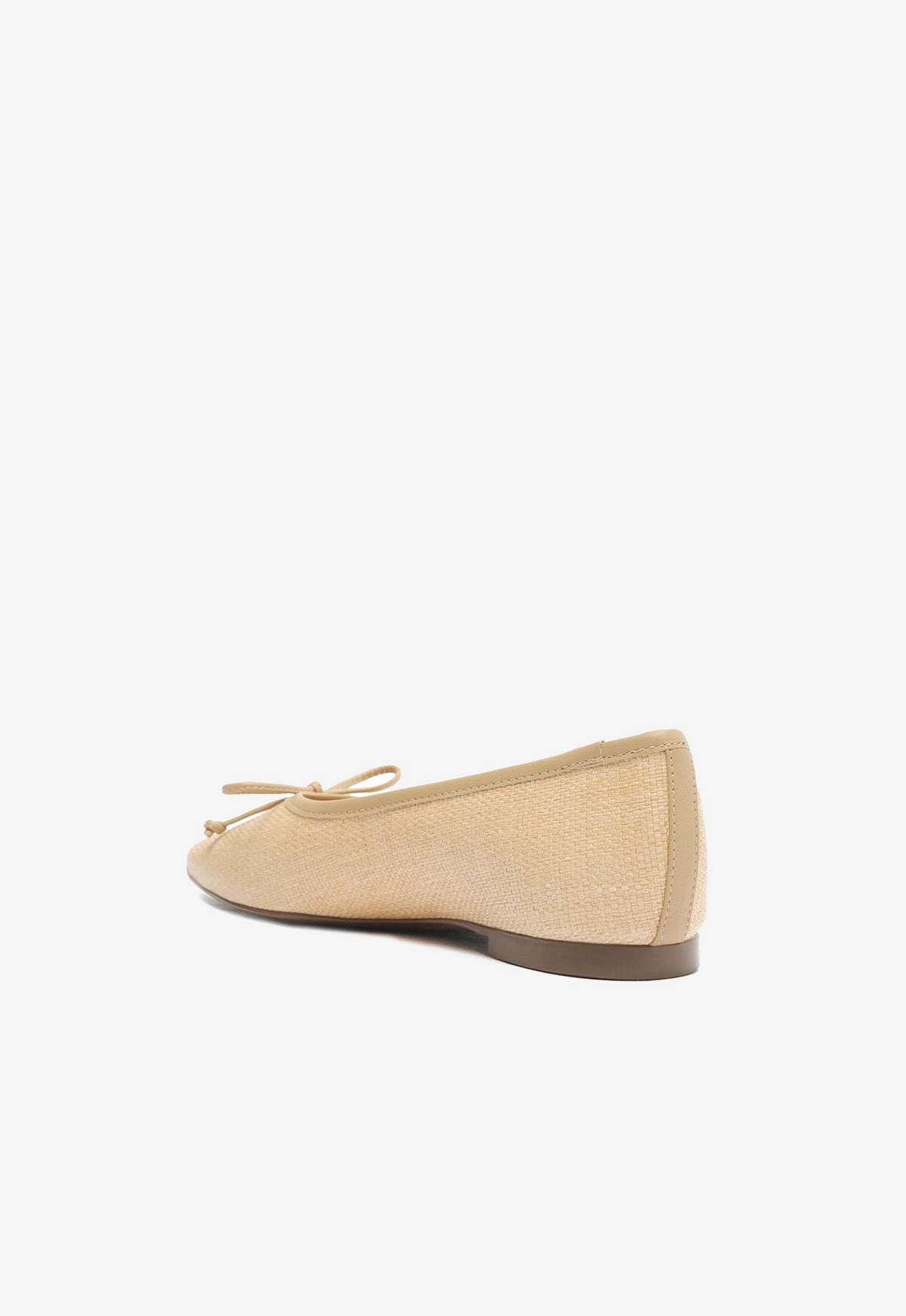 Minimal Design Crafted Balance Arissa Straw Flat