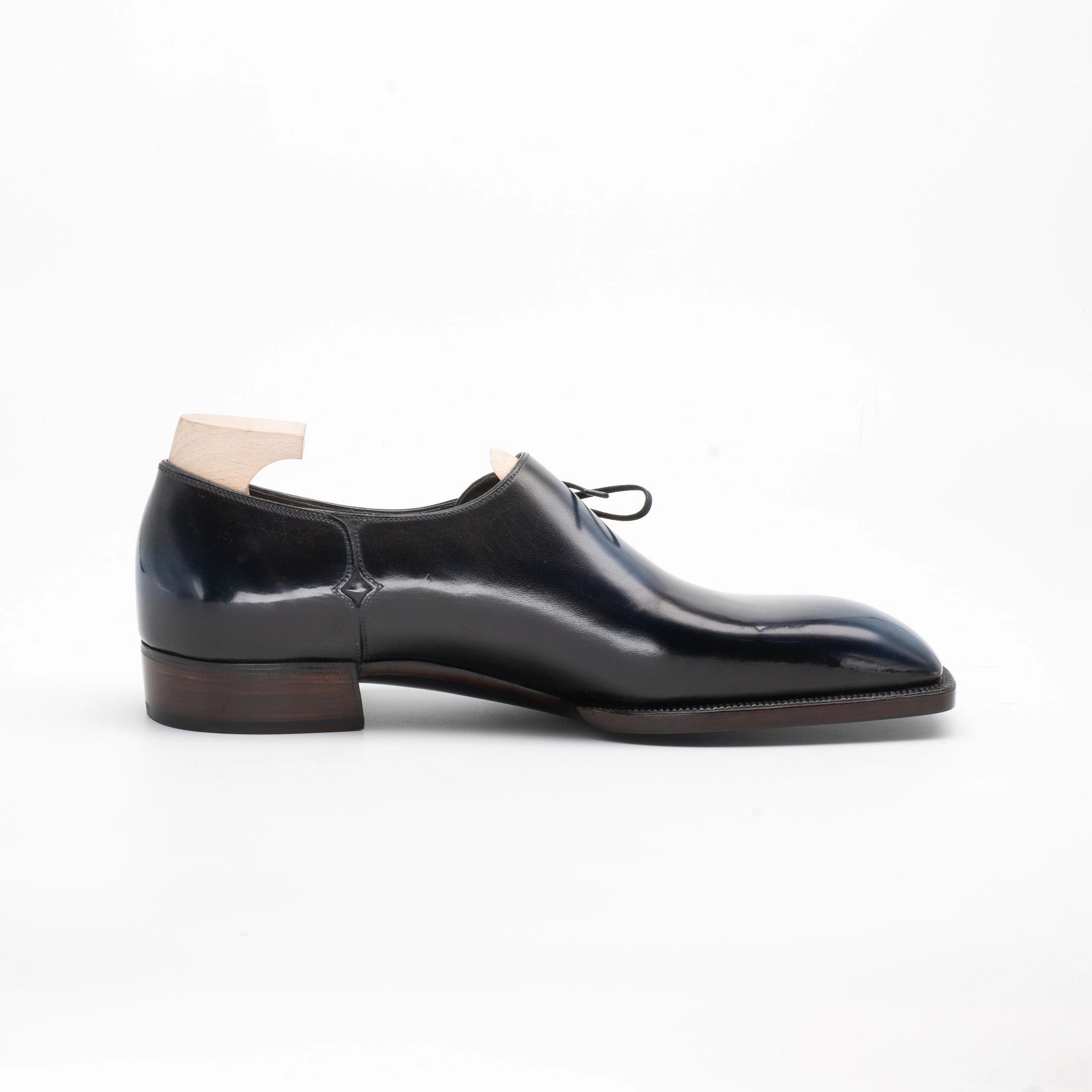 1202 Collection - Handmade Wholecut Oxford Function-First Fit Your Mobile Look