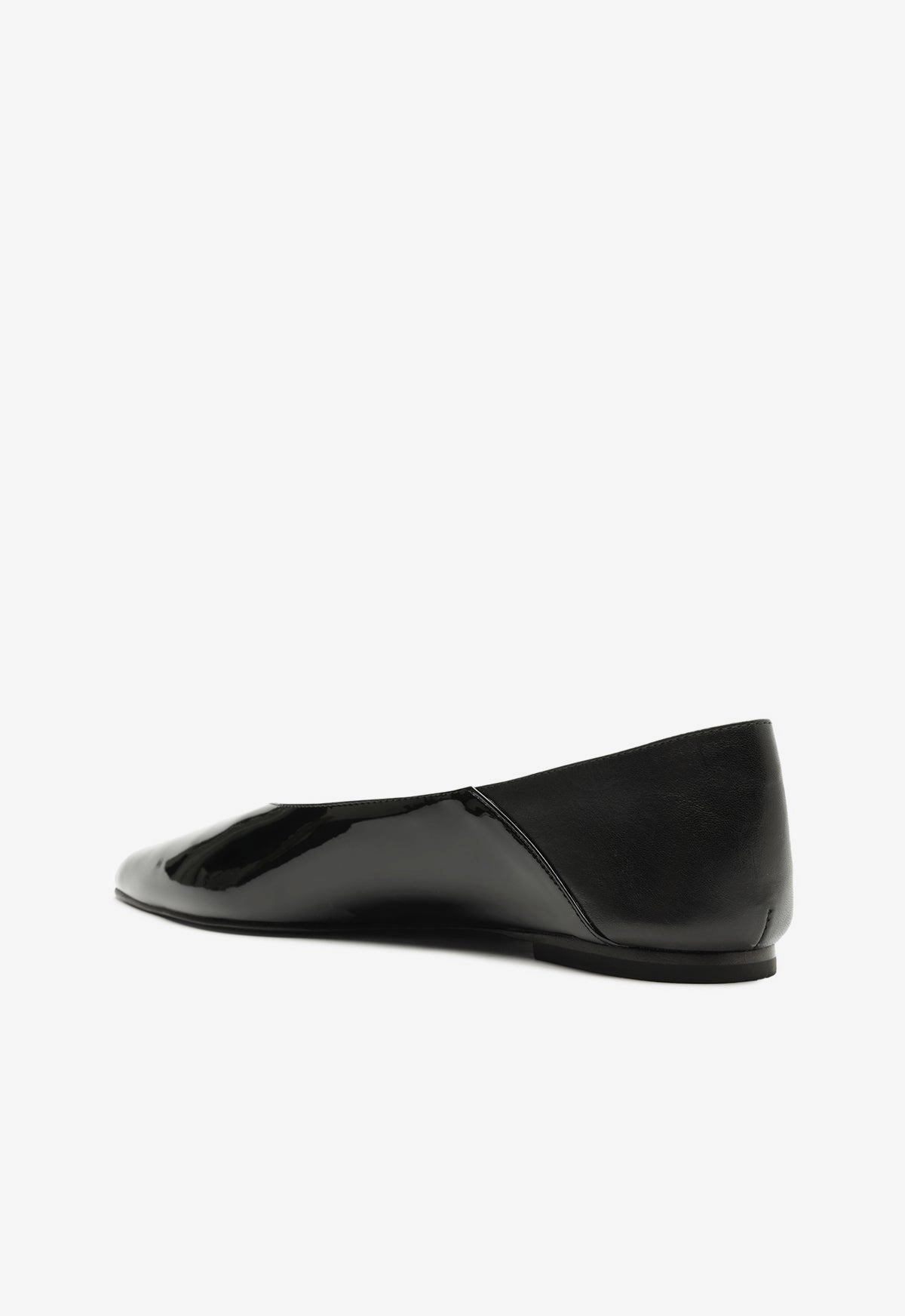 Refined Comfort Gemma Ballet Flat
