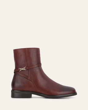 Gilbert Flat Ankle Boots Chestnut Leather Core Style System