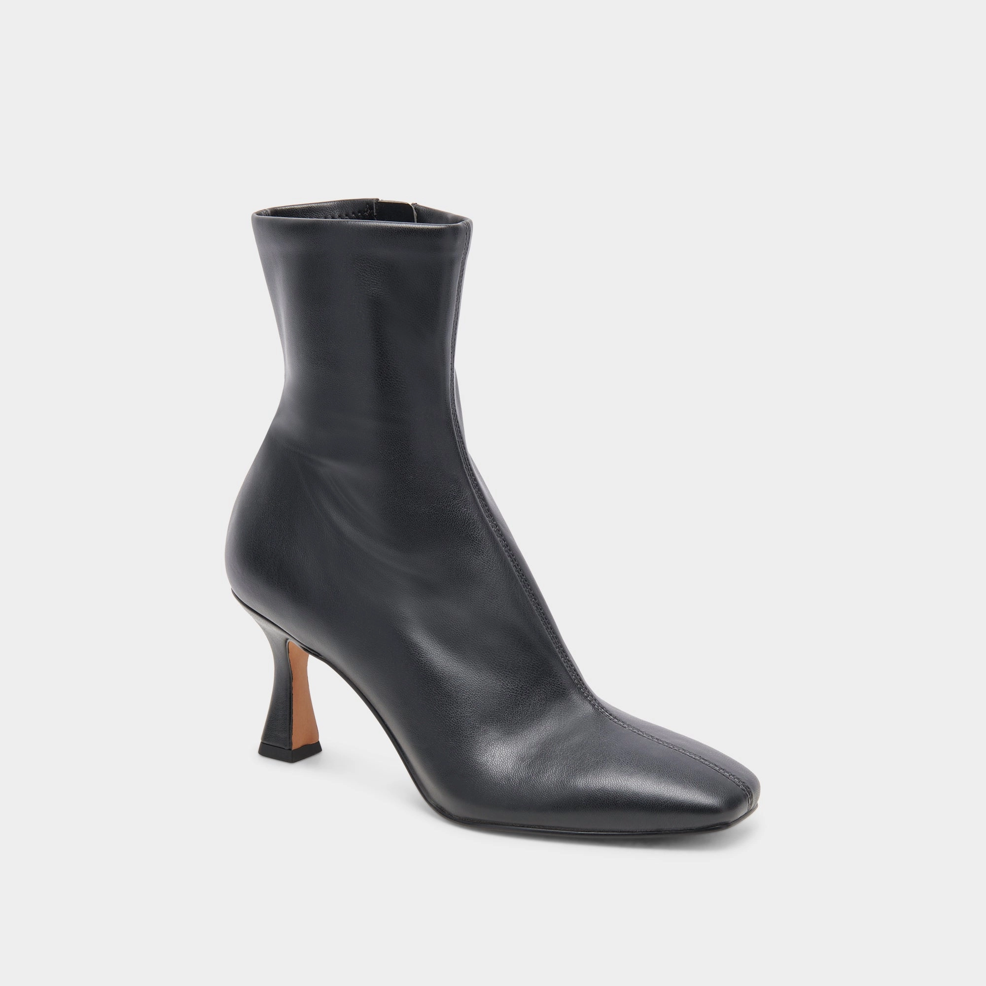 Versatile Gear Style In Balance Glamor Boots Black Stella