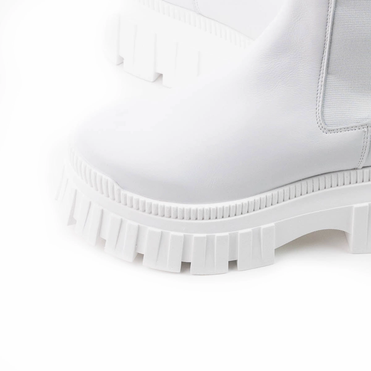Function   Feel Intentional Vibe Goyle White Leather