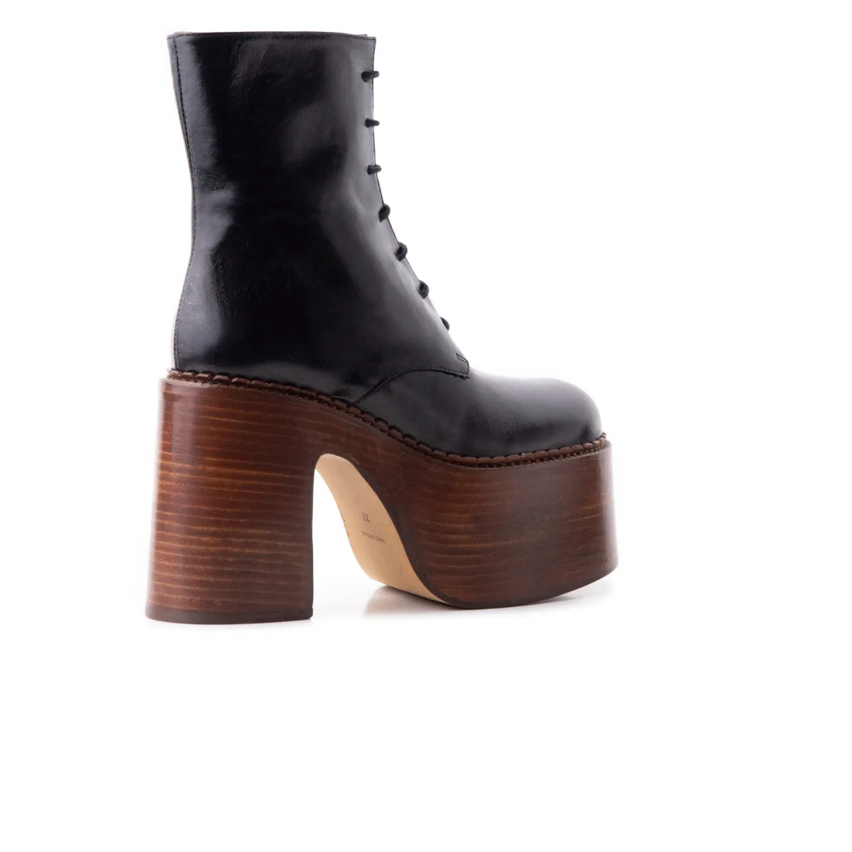 Tripp Black Leather Minimalist Edge Versatility Matters