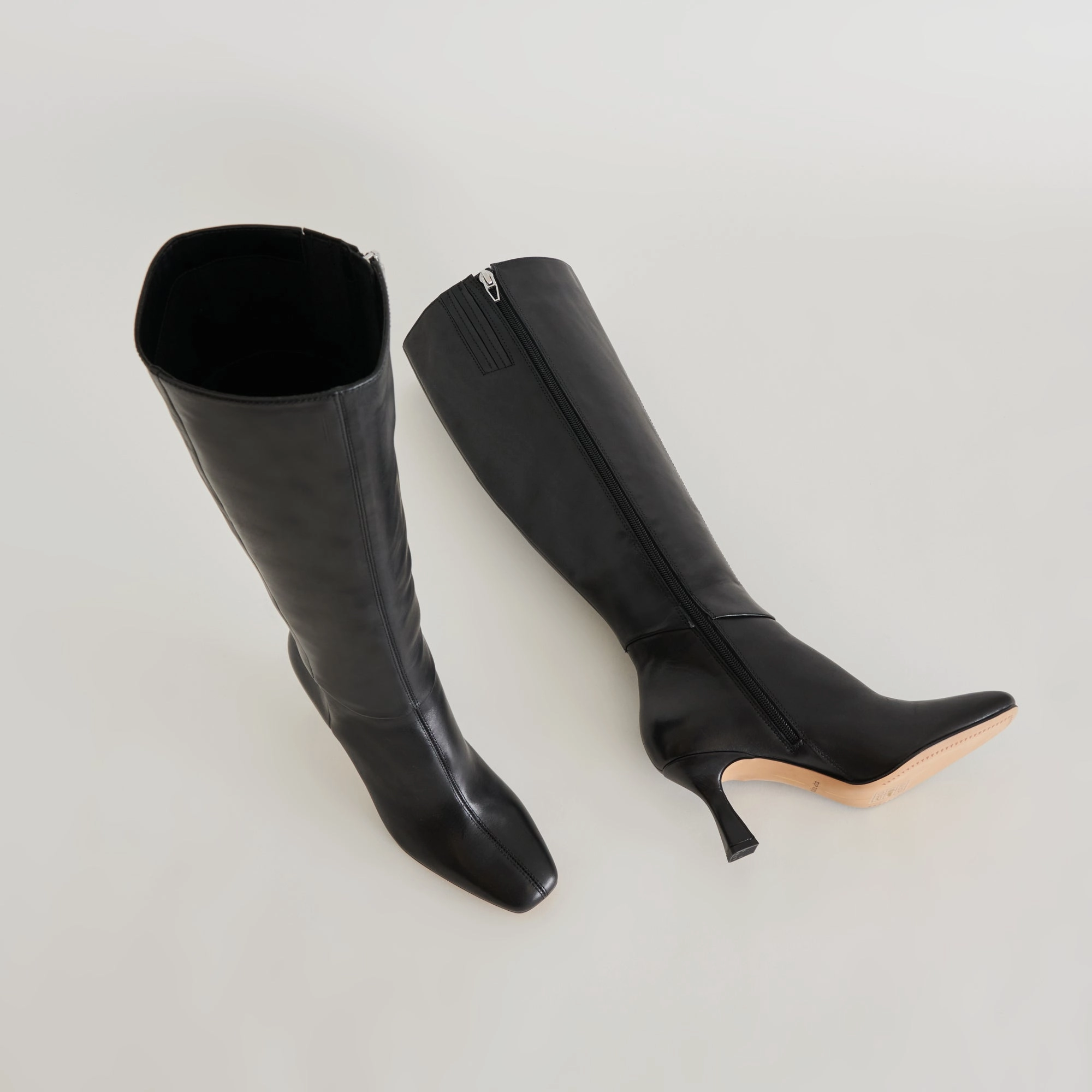 Modern Essentials Gyra Extra Wide Calf Boots Black Leather