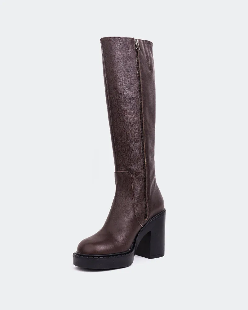 Performance Meets Style Function-Refined Hedon Brown Leather