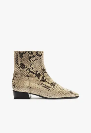 Everyday Comfort Ease Engineered Helena Bootie