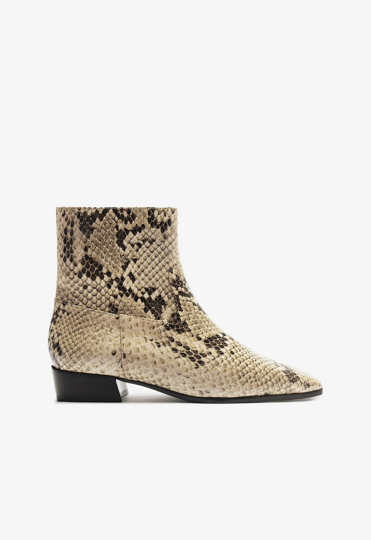 Everyday Comfort Ease Engineered Helena Bootie