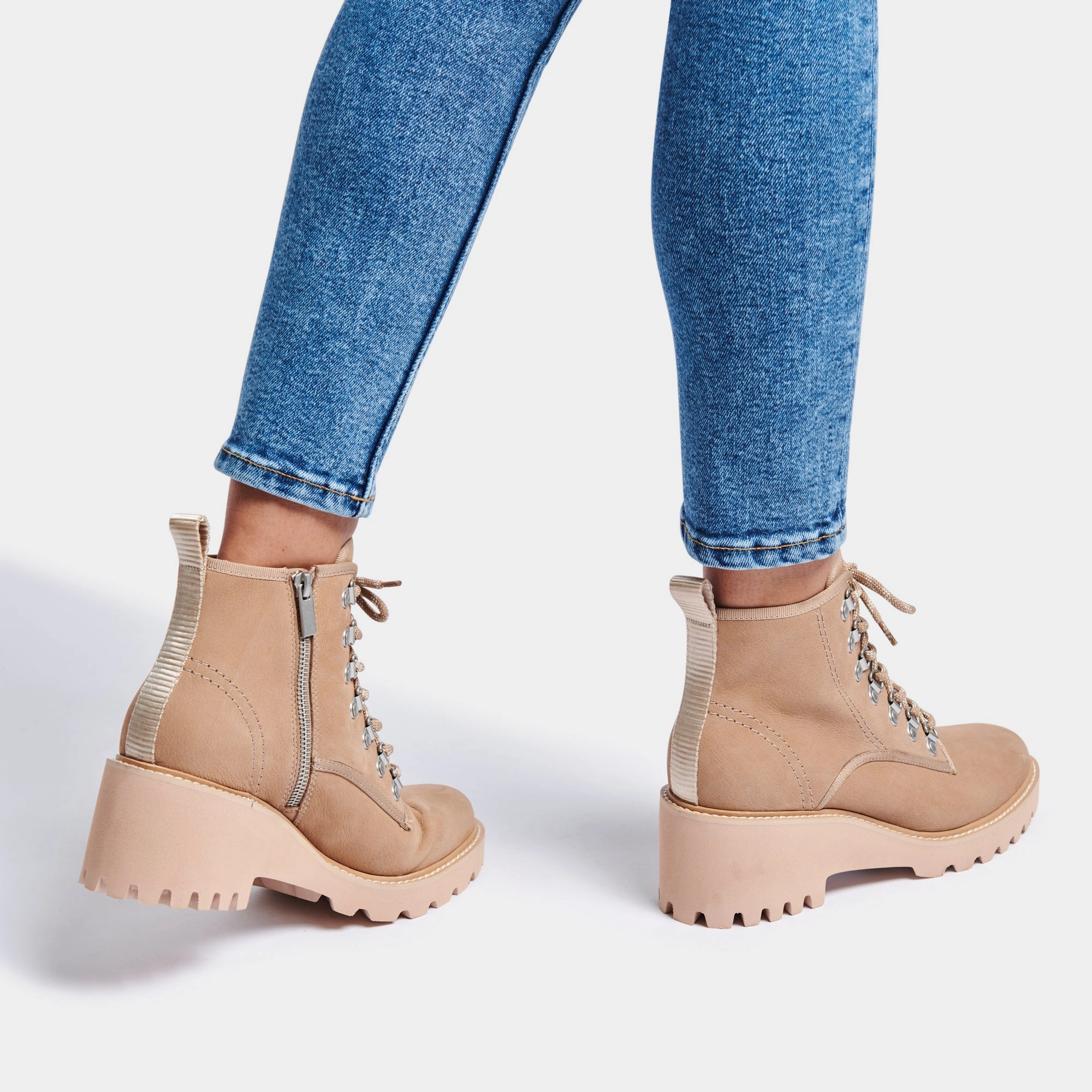 Refined To Go Universal Function Huey Hiker Boots Mushroom Nubuck
