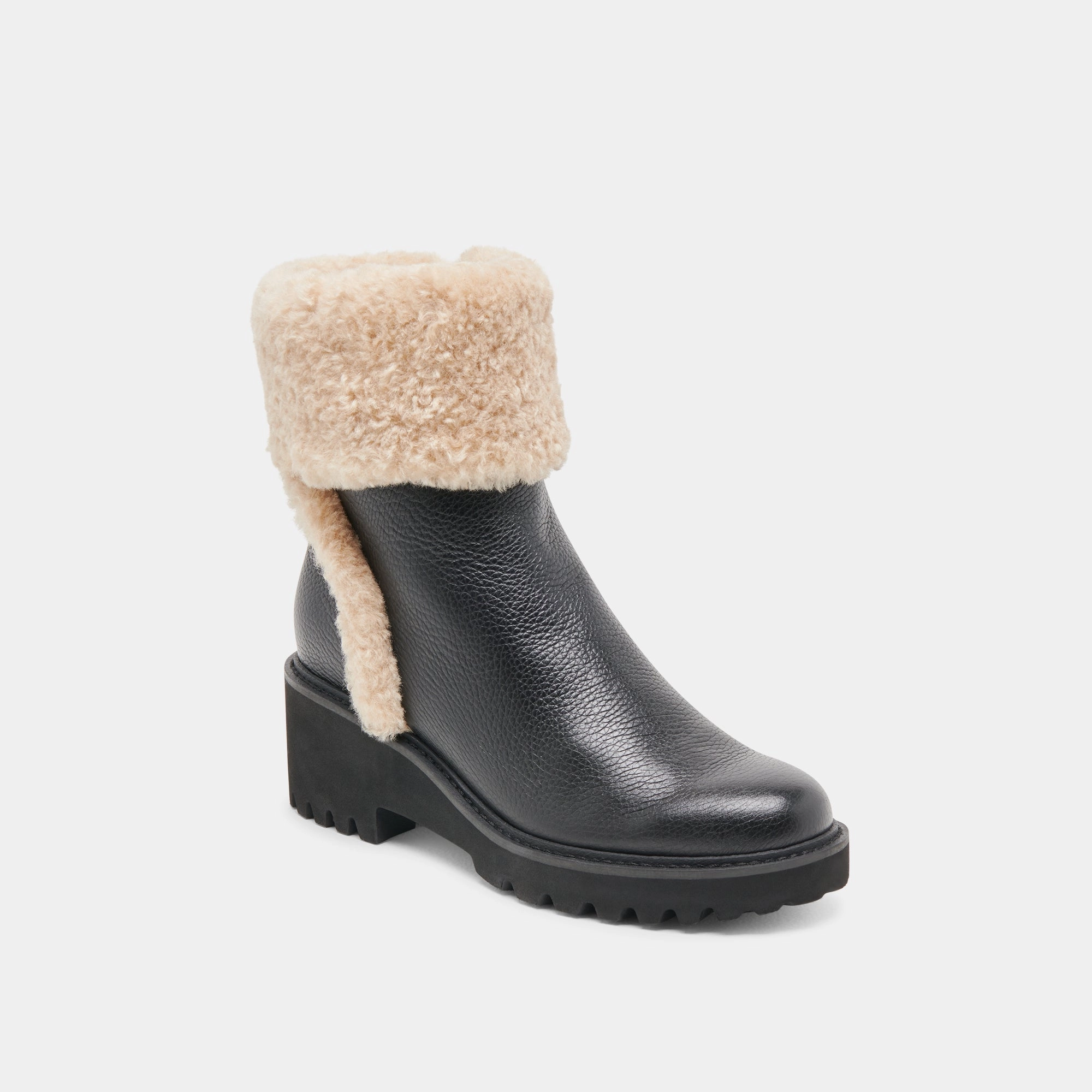 Hug H2O Boots Black Leather Crafted Ease