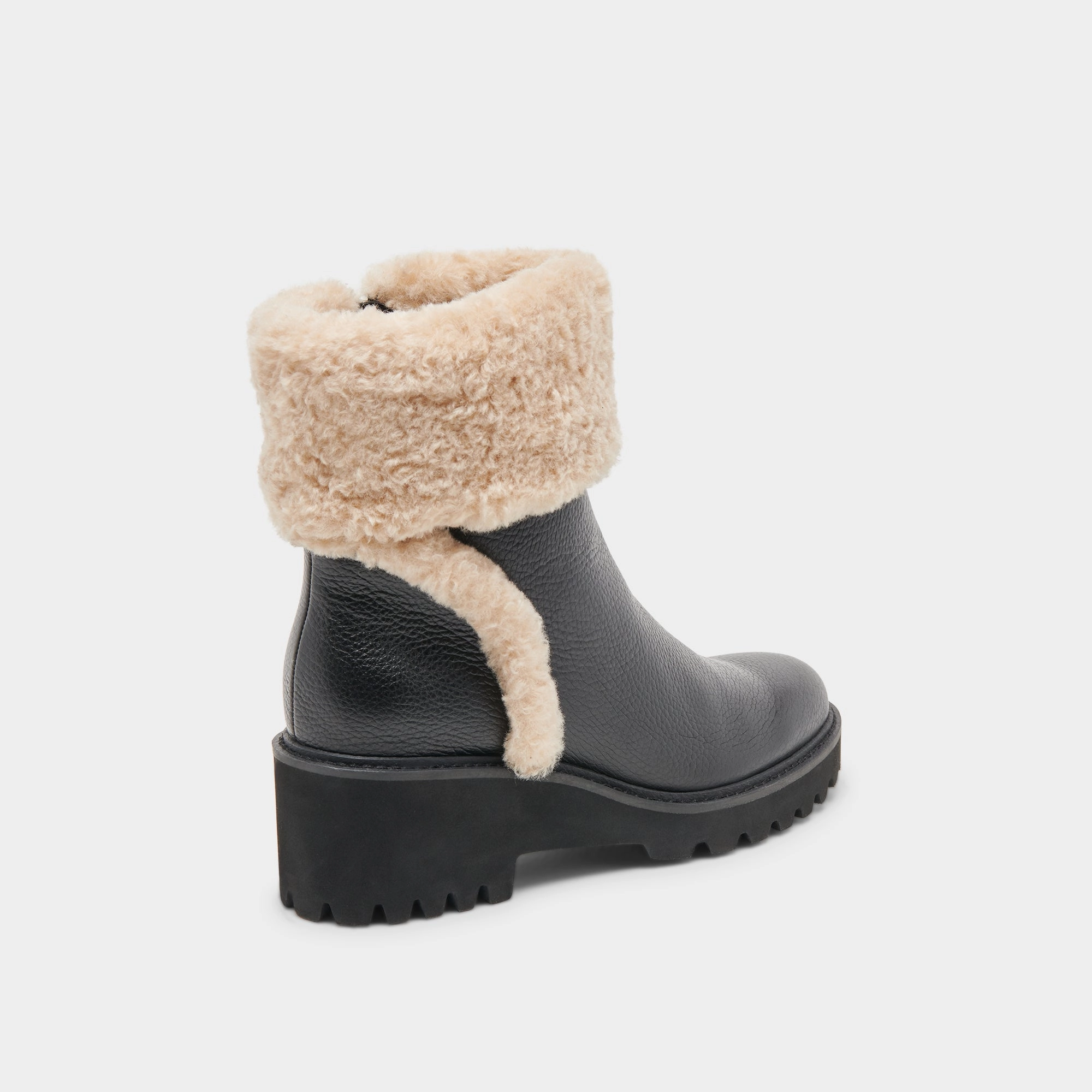 Hug H2O Boots Black Leather Designed To Flex
