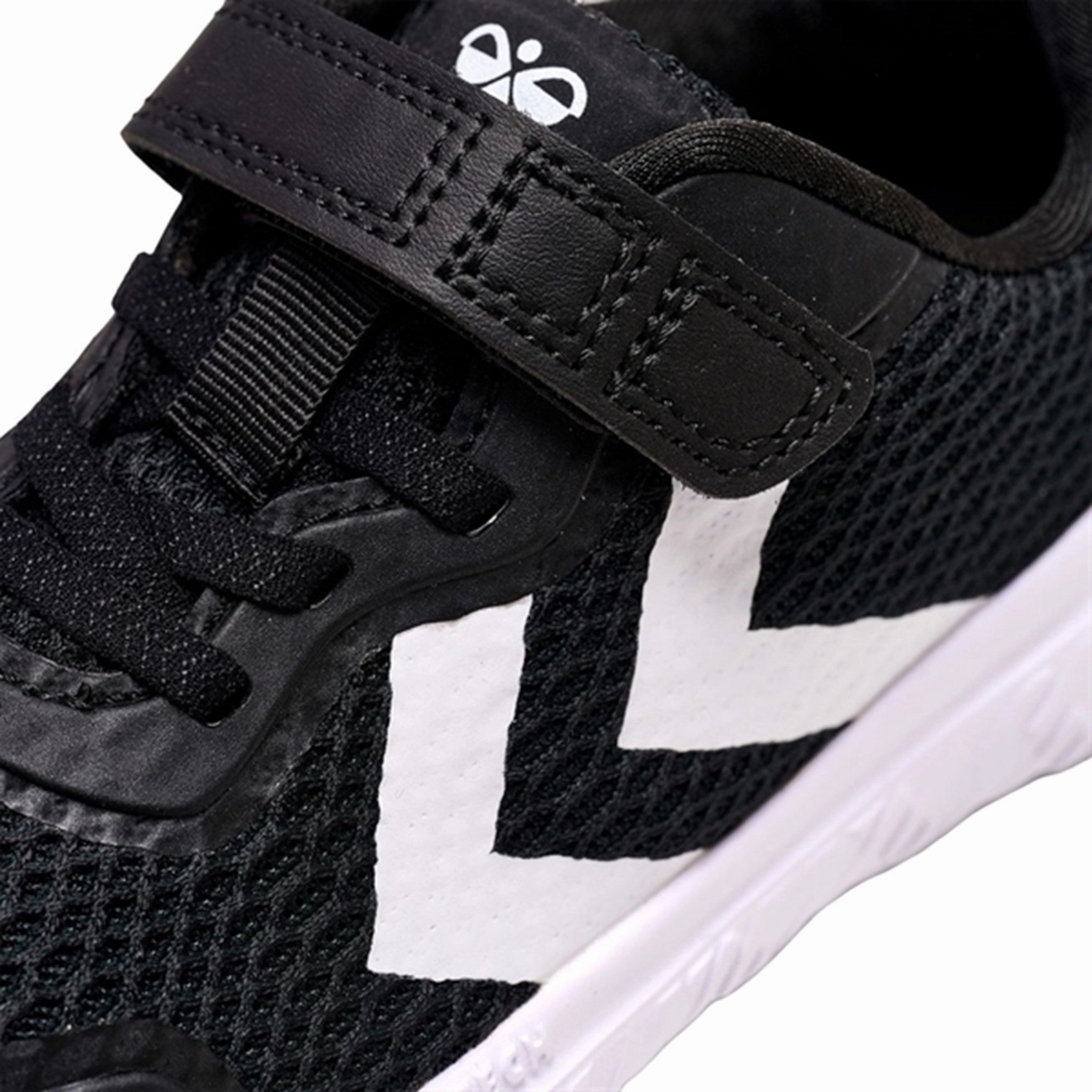 Your Daily Vibe Calm Crafted Hummel Black Actus Recycled Jr Sneakers