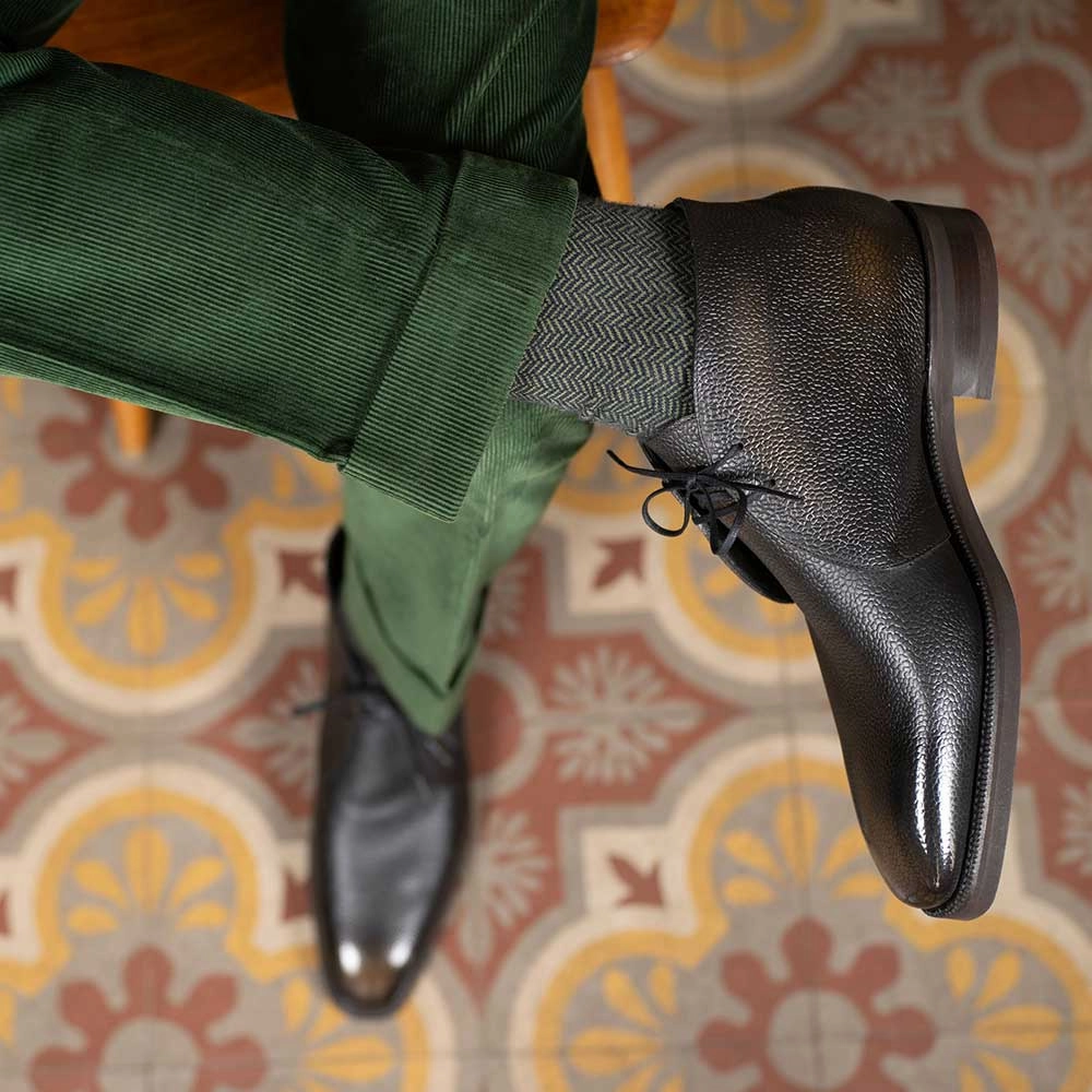 Form-Centered Robert Chukka Boot - Ebony Handmade Patina