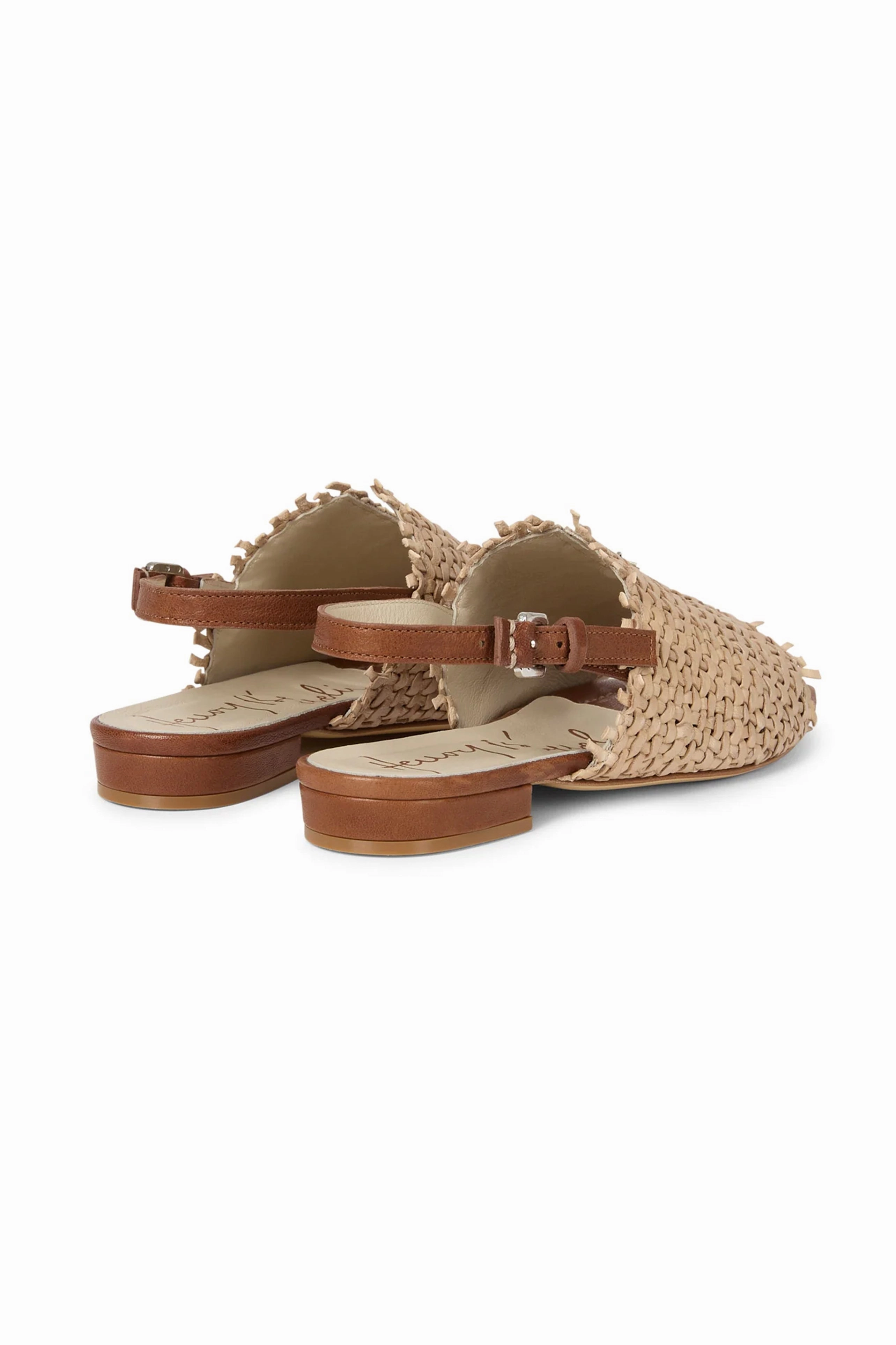 Intreccio Woven Leather Sandal In Madreperla Beige Versatile Soul