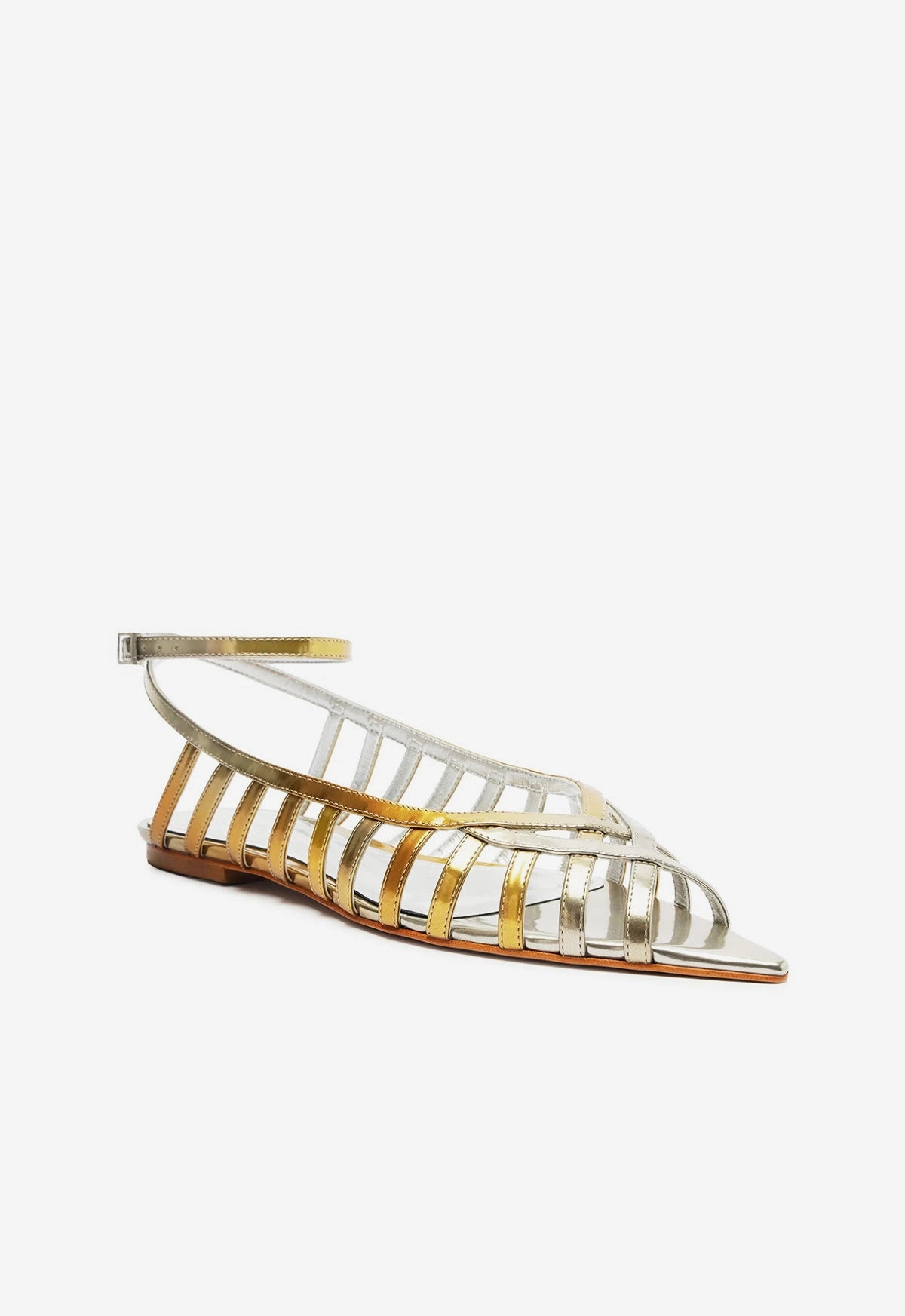 Understated Utility The Now Look Iris Specchio Leather Flat