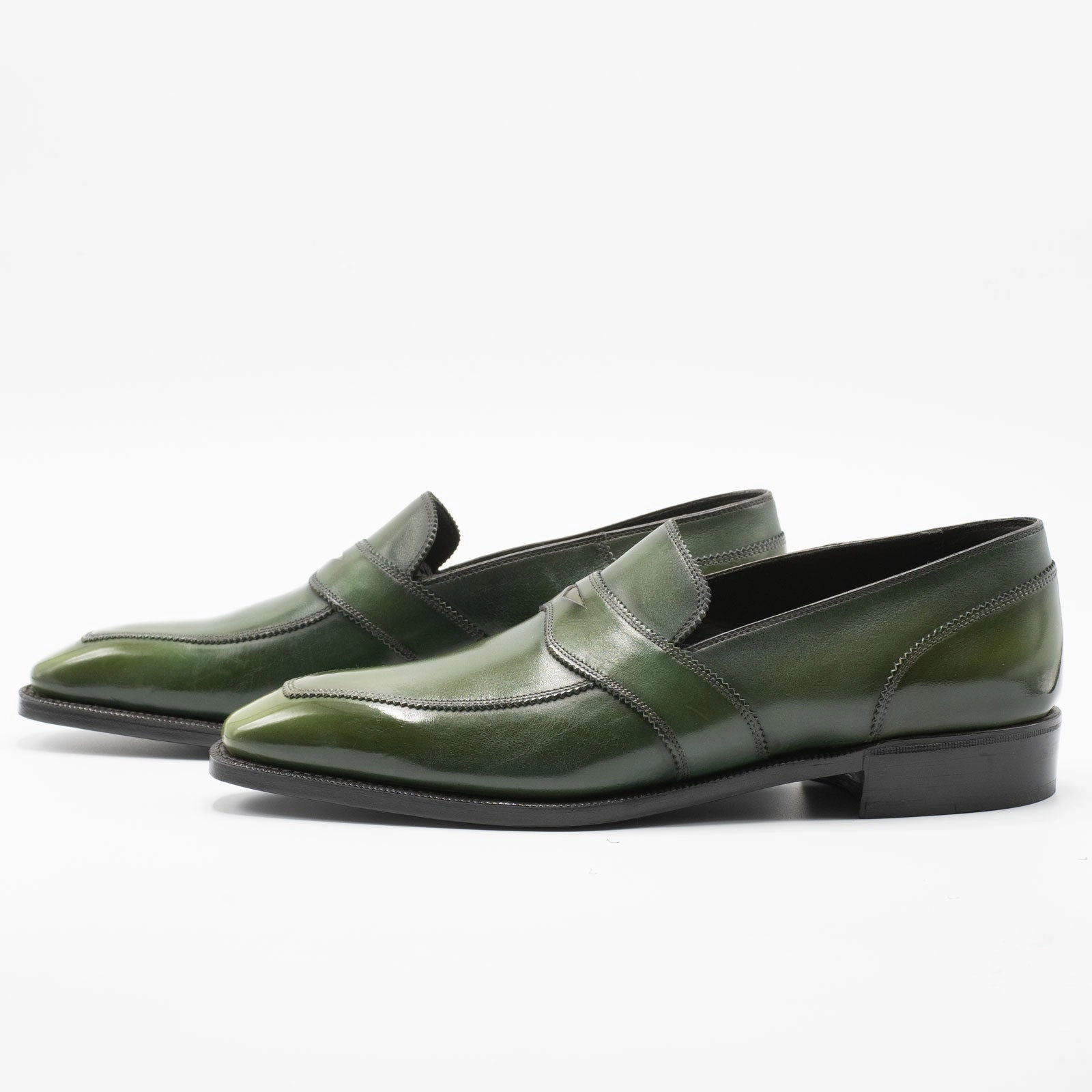 Weekend Ready Minimal Focus James Loafer - Rosemary Handmade Patina