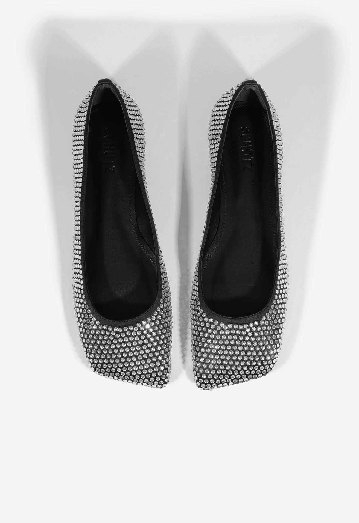 Jaycie Flat Everyday Armor