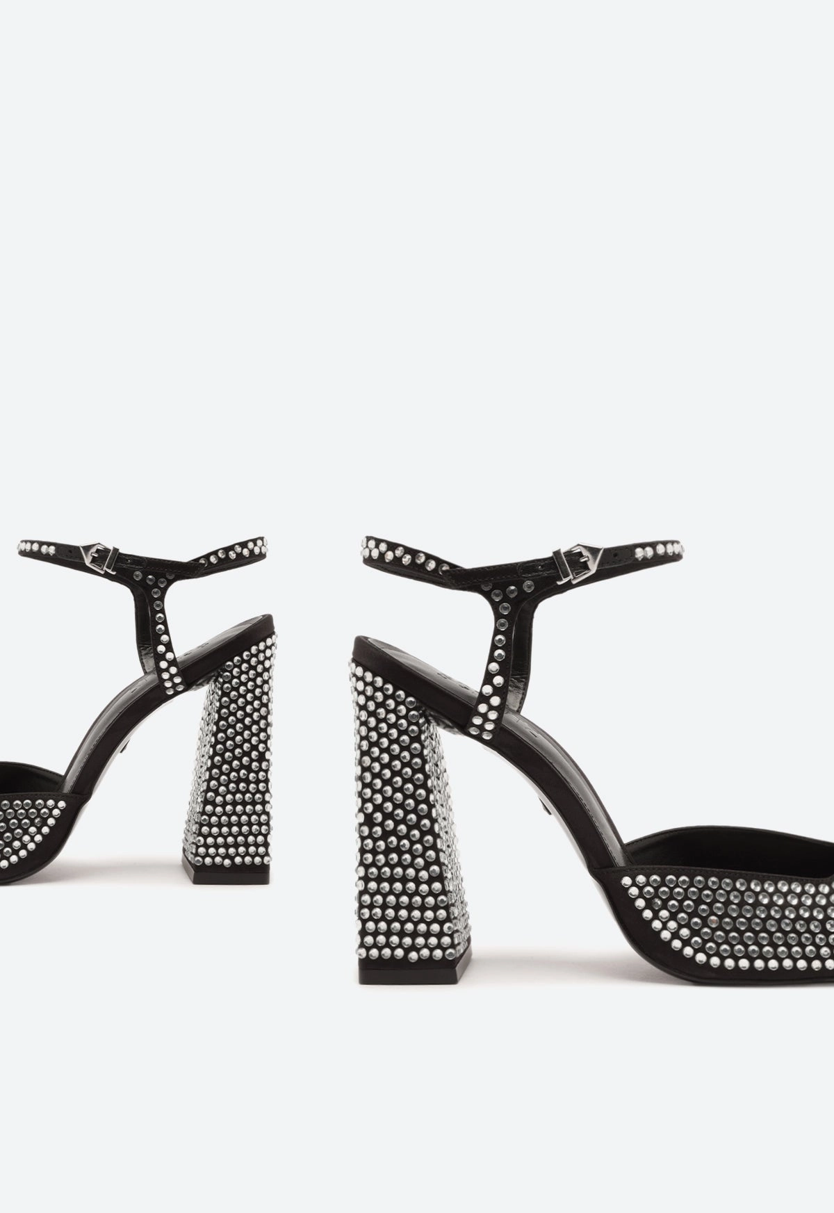 Cool Utility Designed For Ease Jaycie Pump